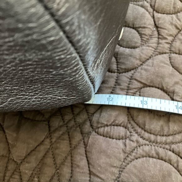 B. Makowsky Leather Handbag - Picture 14 of 16